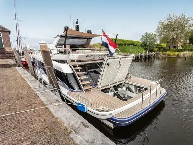 Van Der Valk 60'