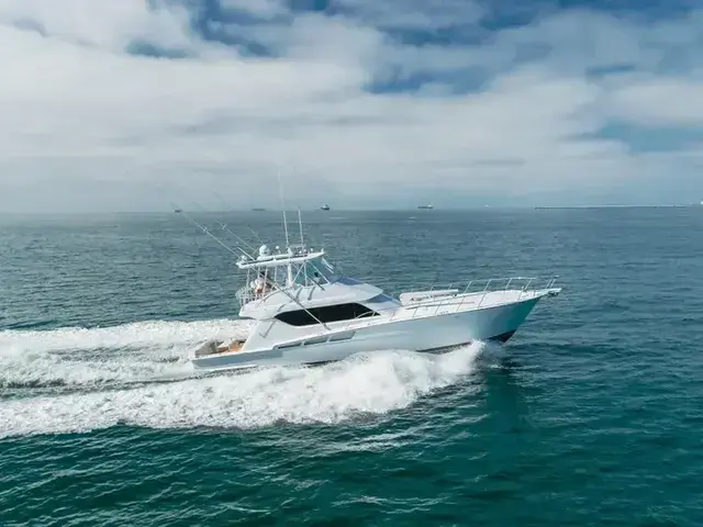 Hatteras 60 Convertible