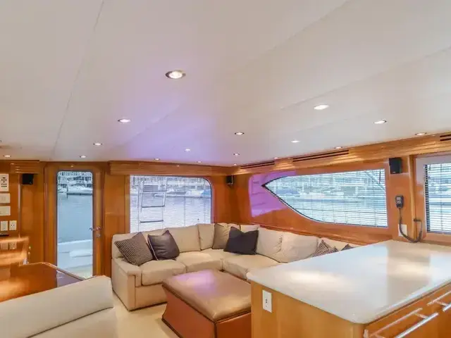 Hatteras 60 Convertible