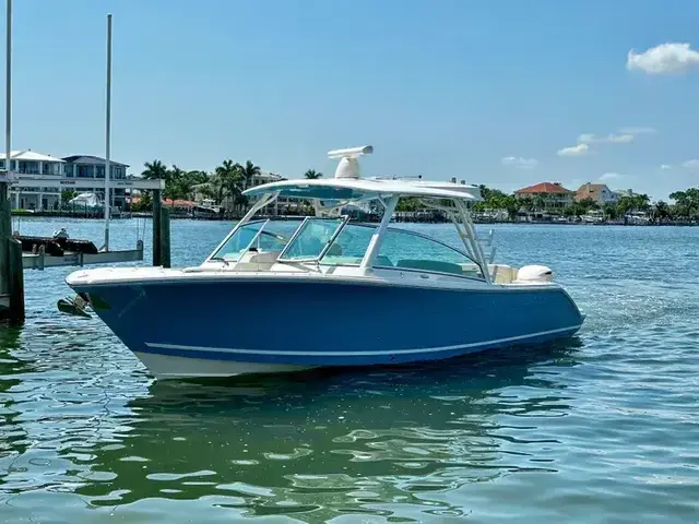 Cobia 330 Dc