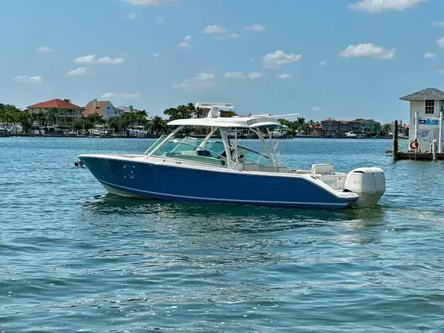 Cobia 330 Dc