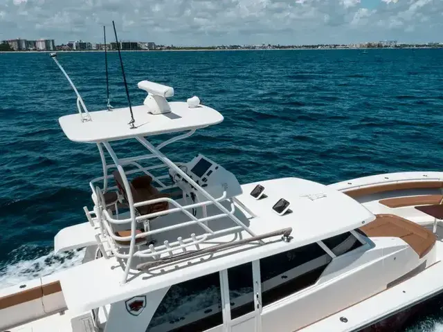 Gulf Crosser 52