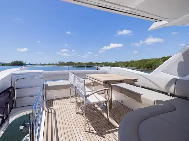 Sunseeker Manhattan 66