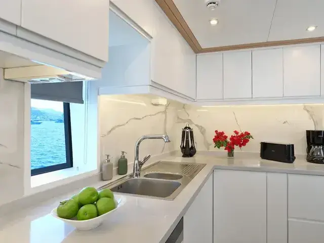 Aegean Yachts 85'