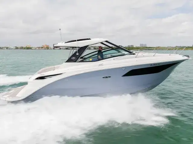 Sea Ray 32