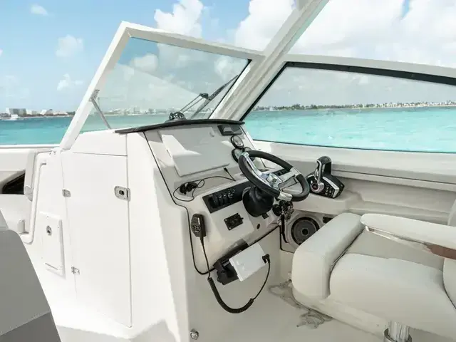 Boston Whaler 280 Vantage