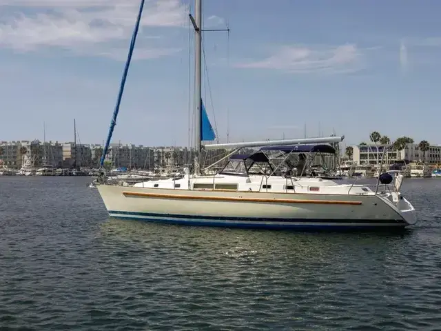 Beneteau Oceanis 44 Cc