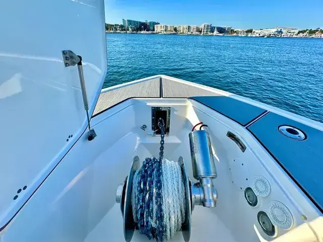 Sea Pro 32