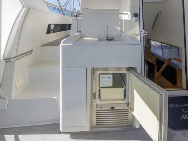 Carver 405 Aft Cabin