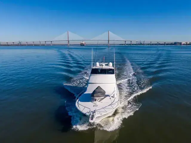 Viking Yachts 65 Enclosed