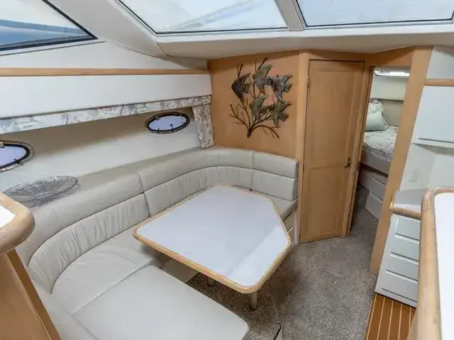 Carver 405 Aft Cabin