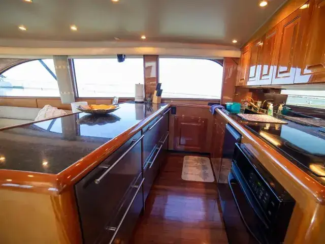 Viking Yachts 65 Enclosed