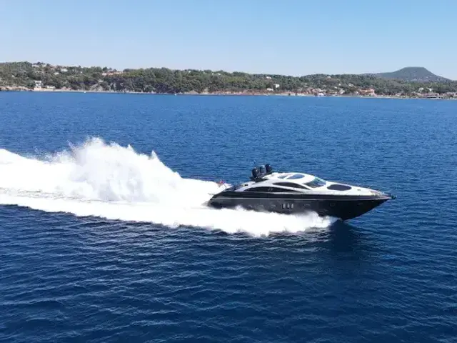 Sunseeker Predator 82