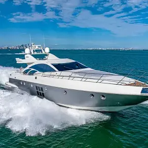 2008 Azimut 86s