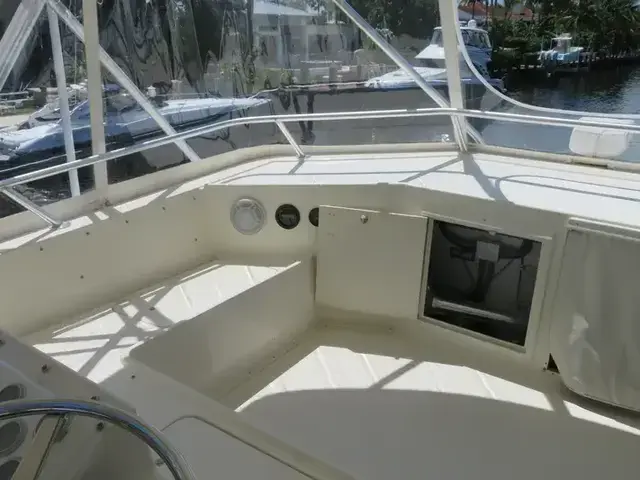 Hatteras 55 Convertible