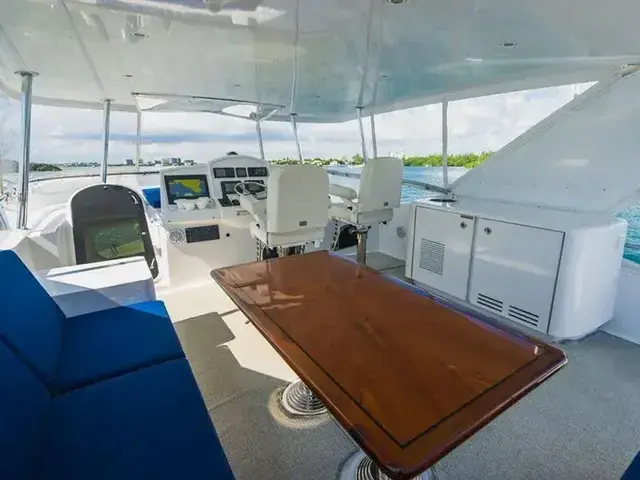 Hatteras 64 Motor Yacht