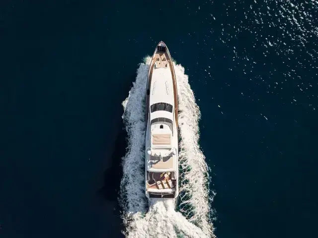 Azimut Grande 116