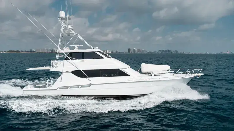 1999 Hatteras 70 convertible