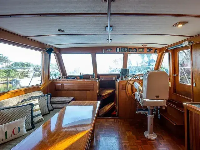 Defever 49 Pilothouse