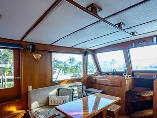 Defever 49 Pilothouse