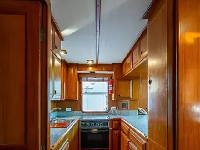 Defever 49 Pilothouse