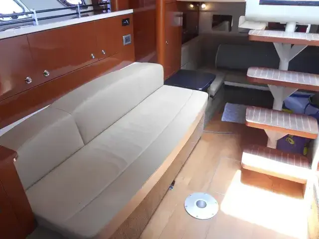 Sea Ray 330 Sundancer