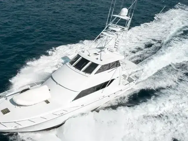 Hatteras 70 Convertible