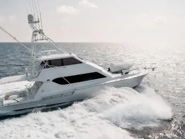 Hatteras 70 Convertible