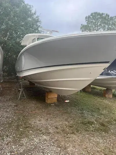 2018 Boston Whaler 38 outrage