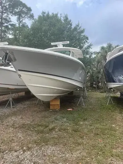 2018 Boston Whaler 38 outrage