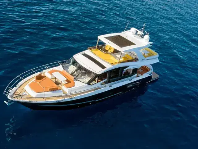 Galeon 680 Fly