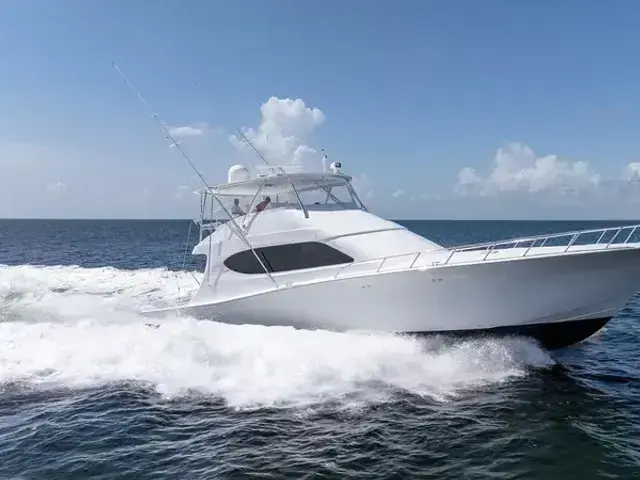 Hatteras 70 Convertible