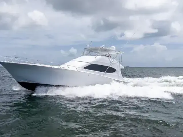 Hatteras 70 Convertible