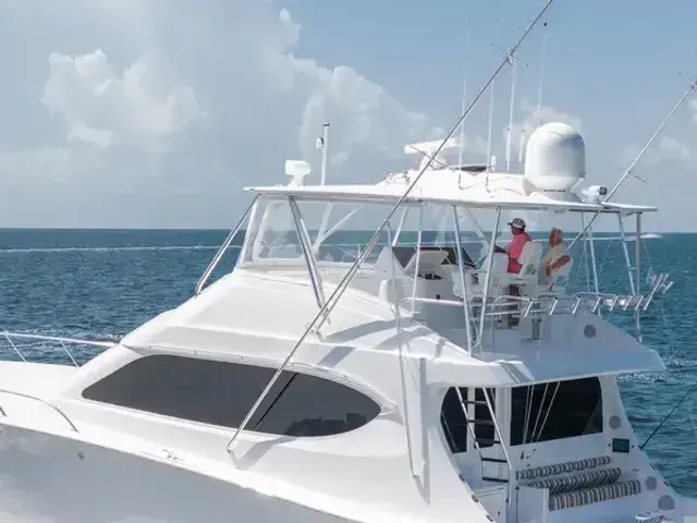 Hatteras 70 Convertible