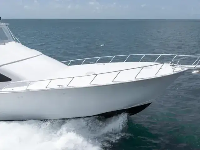 Hatteras 70 Convertible