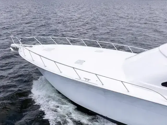 Hatteras 70 Convertible