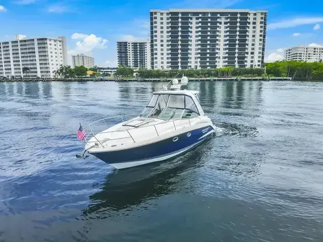 Monterey 335 Sport Yacht