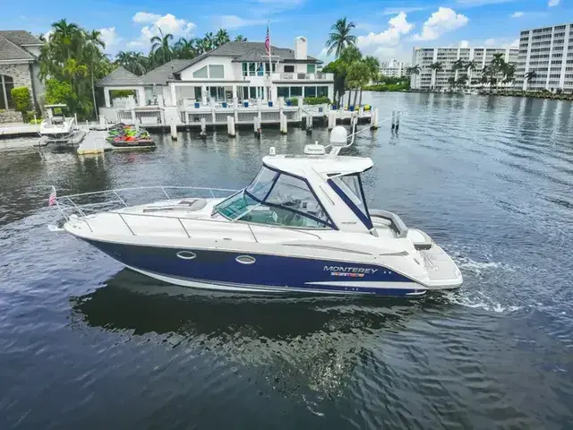 Monterey 335 Sport Yacht