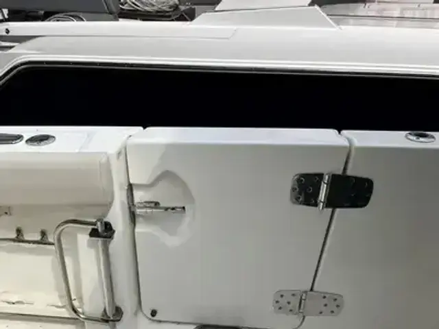 Boston Whaler 38 Outrage