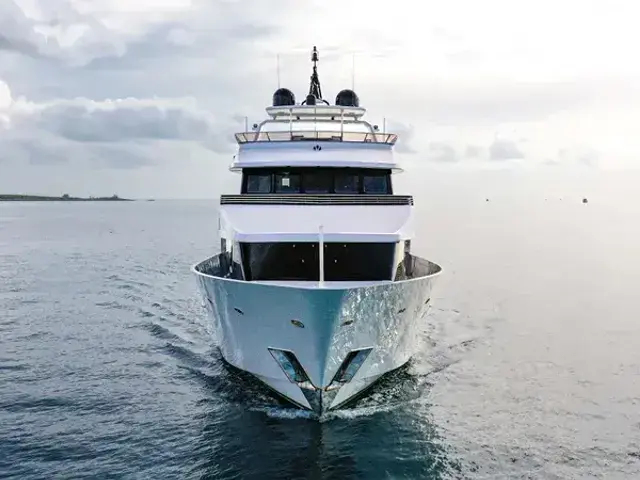 Heesen 125