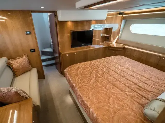 Riviera Enclosed Flybridge 53