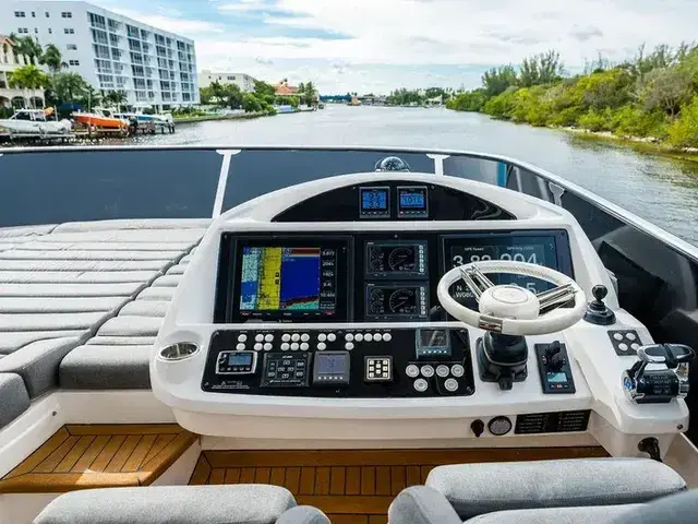 Sunseeker Yacht 75