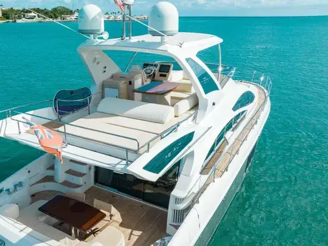 Azimut 64