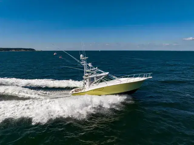 Cabo 40 Convertible