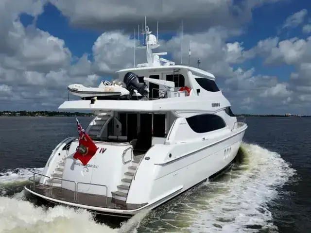 Hatteras 80 Enclosed Bridge Skylounge