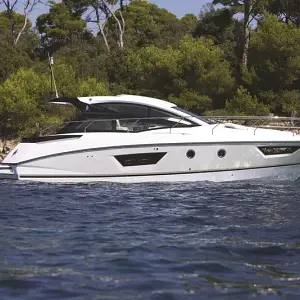 2019 Beneteau Gran Turismo 40