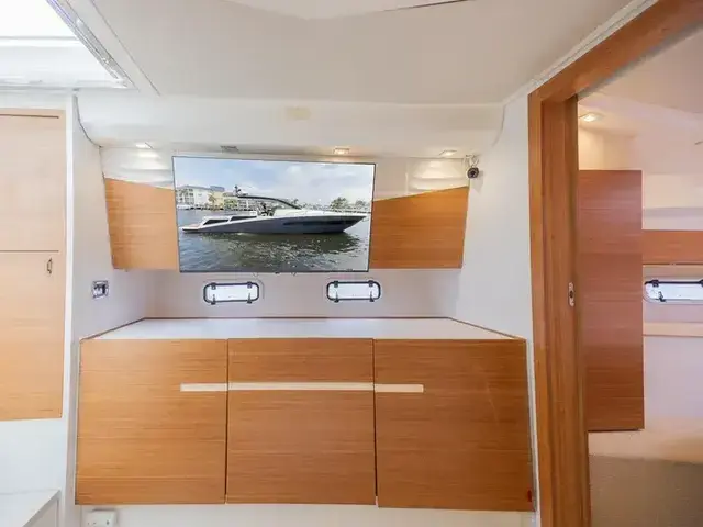 Azimut 38 Atlantis