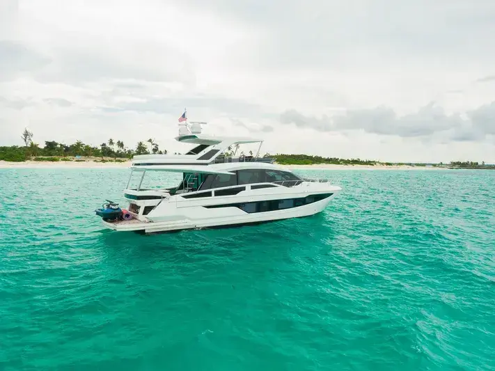 2021 Galeon 640 fly