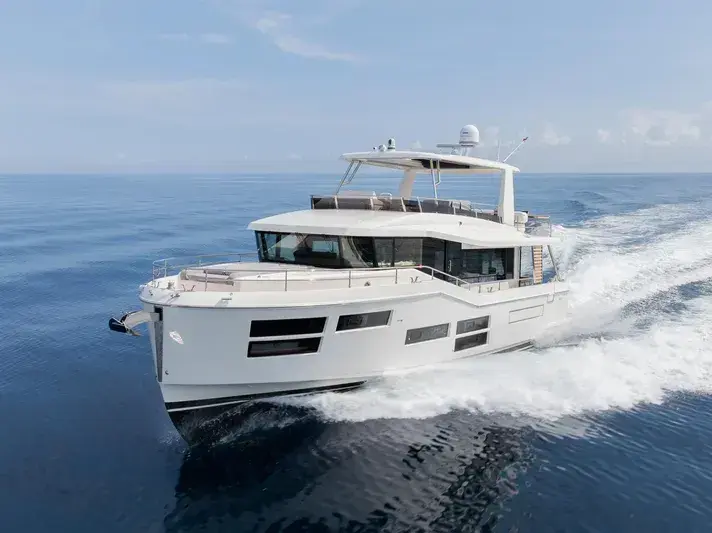 2022 Beneteau grand trawler 62