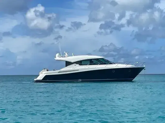 Tiara Yachts 53 Coupe